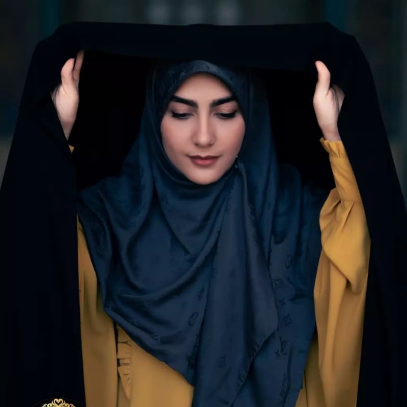 Simple irani chadar